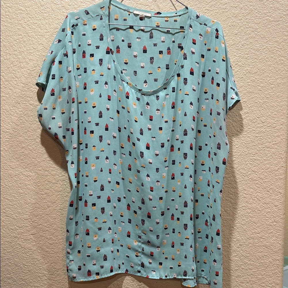 Pleione Aqua Geometric Short Sleeve Top